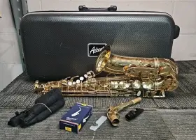 As712l Accent Eb Alto Saxophone With Hard Case