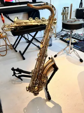 2310328 Allora Paris Series Tenor Saxophone Antique Matt Finish Aats - 807 2310328 Allora Paris Series Tenor Saxophone Antique Matt Finish Aats - 807