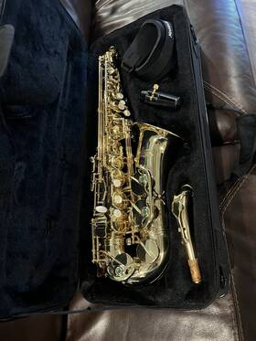 Allora Aaas-501 Vienna Series Alto Saxophone Gold Lacquer Awesome