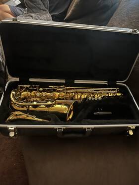 Antigua 21150 Vosi Intermediate Alto Saxophone With Selmer C