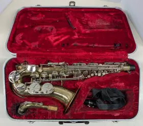 56321 Armstrong 29 Vintage 1979 Alto Saxophone Made In Usa With Mouthpiece Strap And Case