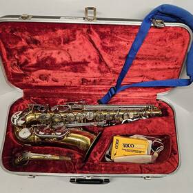 Armstrong N262471 Vintage Alto Saxophone Made In Usa With Mouthpiece Strap And Case