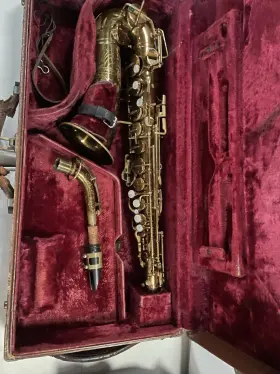 30157 Buescher True Tone Alto Saxophone Manufactured Approximately In 1916