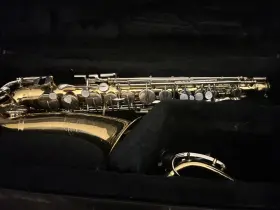 527497 Buescher Alto Saxophone