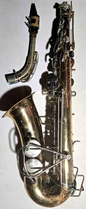 Buescher Aristocrat Alto Saxophone 1978 Series Iv 729006 Vintage No Case Heavy Wear