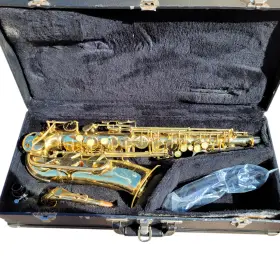 N137364 C.g. Conn Gold Eb Alto Saxophone With Neck Mouthpiece And Case