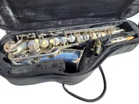 N191417 C.g. Conn Silver Alto Saxophone With Neck Soft Case And Mouthpiece