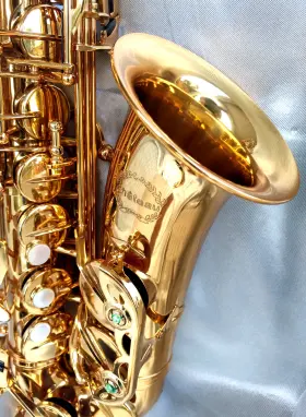 012111057 Chateau Cas22gl Amber Gold Alto Sax With Beautiful Case And Mpc. - Very Nice