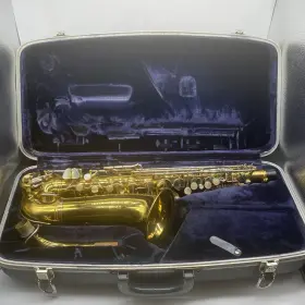 N-28462 Conn Vintage Shooting Star Saxophone With Original Case Serial Number N 28462