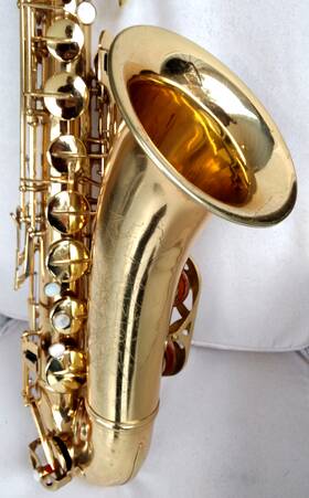 Conn N-94890 1977 Inch Shooting Stars Gold Tenor Sax With Case And Yamaha Mpc- Great Player