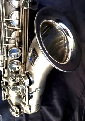 800440 Eastern Music Matte/gloss Silver Tenor Sax With Yamaha 5c Mpc. And Sky Case - Beauty