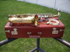 Evette 11924 Schaeffer Eb Alto Saxophone Inch Ready To Play Solid Shape