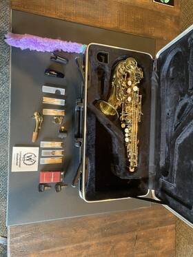 International Woodwind Iw551-cs Alto Saxophone Gold Eb With Case Mouthpiece Ree