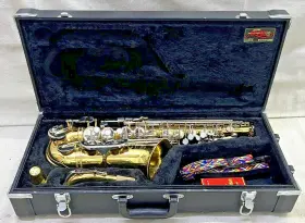 Jas-669 Jupiter Sax Iii Student Alto Saxophone With Hard Case