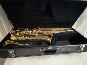 Jupiter Jts-787 700 Series Tenor Saxophone With Case And Mouthpiece