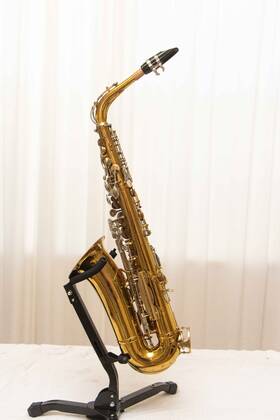 King 781984 Super 20 Alto Sax