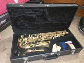 Kohlert A1-2890 Alto Sax Uk1312890 Youth. Includes Neck Strap Cleaning Supplies