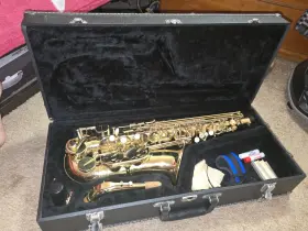 Uk1312890 Kohlert A1-2890 Alto Sax Youth. Includes Neck Strap Cleaning Supplies
