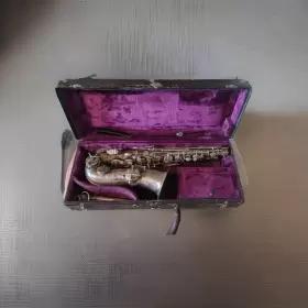 41732 Pan American Vintage 1930 Silver Saxophone With Neck And Case. Not Working