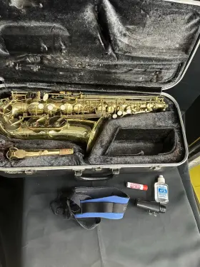 02091304 Ravel Gold Alto Sax With Original Case And Accessories