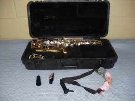 1243333 Selmer Bundy Ii Alto Saxophone With Mouthpiece Case. Tested Works