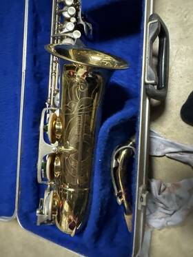 Selmer 18364 Bundy Vintage Saxophone With Case