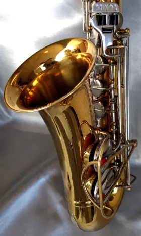 516813 Selmer Vintage 1969 Bundy Alto Sax With Nice Rico A3 Mpc. And Original Case -
