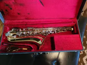 518330 Selmer Bundy Tenor Saxophone Beautiful And In Great Shape Rebuilt