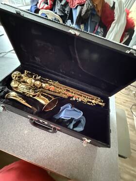 Selmer Sa9098781 Lavoix Ii Alto Saxophone With Case And Accessories