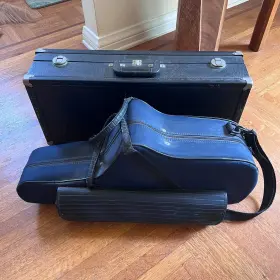 091085 Vito Alto Japan Saxophone W Hard And Soft Case