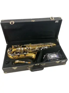 552848 Vito Saxophone In Case Accessories