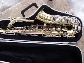 2001159 Yamaha Yas-23 Alto Saxophone Japan With Skb Hard Case - Mouthpiece Neck Strap