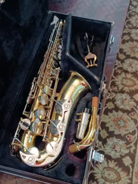 241077a Yamaha Yas-23 Alto Saxophone Brass Used