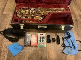 Yas-575al Yamaha Alto Saxophone Gold Lacquered With Case Selmer Mouthpiece