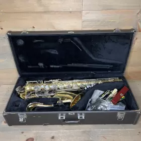 Yts-23 Yamaha Tenor Saxophone With Case Read As Is