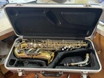 Jupiter Capital Edition Alto Saxophone With Case CES-760-III Used. Price: $500.00.