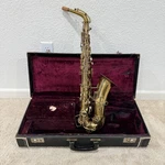 Vintage Buescher Saxophone True Tone Alto Low Pitch Elkhart-ind 1923. Price: $422.10.