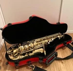 Jupiter JAS-769-76 Alto Saxophone Gold Lacquer With Hard Case Musical Instrument Used. Price: $549.99.