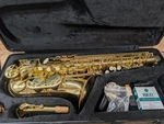 Allora AAS-250 Student Series Alto Saxophone With Hard Case And Reeds Used. Price: $399.00.