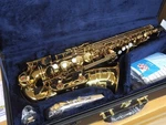 Yamaha YAS-82ZA Amber Lacquer Custom New. Price: $5150.00.