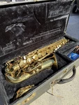 Henri Selmer Paris Mark Vi Alto Saxophone Used. Price: $5200.00.