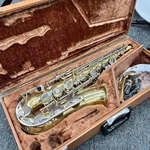 10993 Yamaha Alto Saxophone YAS-23 Standard Student Beginner Instrument For Used. Price: $560.62.