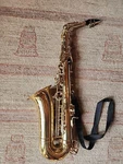 Mendini Alto Sax With Yamaha 4C Mouthpiece. Price: $100.00.