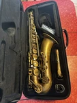 Andreas Eastman 52ND St. Bb Tenor Saxophone ETS652 Brass Colored With Case Used. Price: $2805.00.